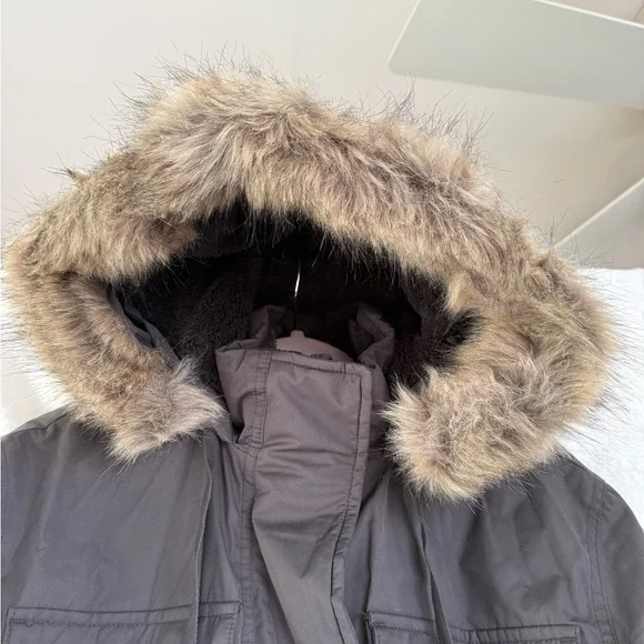 Universal Thread Dark Gray Fur-Trimmed Puffer Coat - Picture 5 of 8